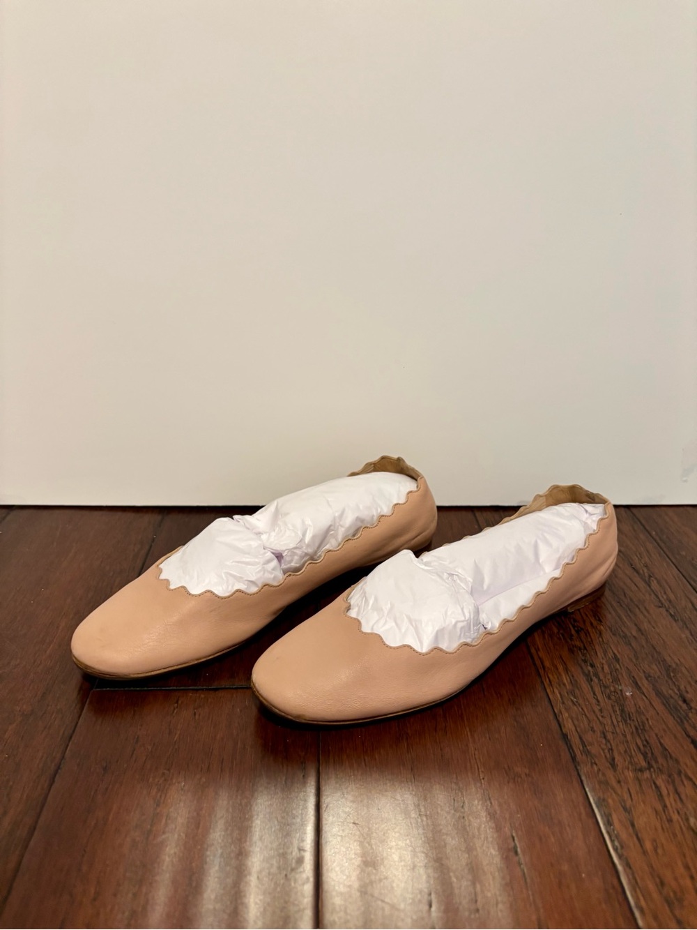 Chloé Nude Scalloped Leather Ballet Flats